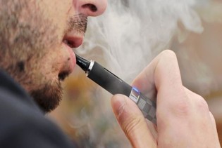 Dvadesetrogodišnjaku eksplodirala e-cigareta u ustima