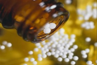 Stručnjaci tvrde: Homeopatija je isto što i placebo