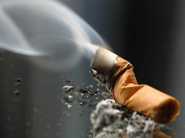 Cigarete su štetne čak i kada su ugašene: Emitiraju štetne tvari u svakom trenutku