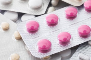 Tablete za odlaganje menstrualnog ciklusa: Da ili ne?