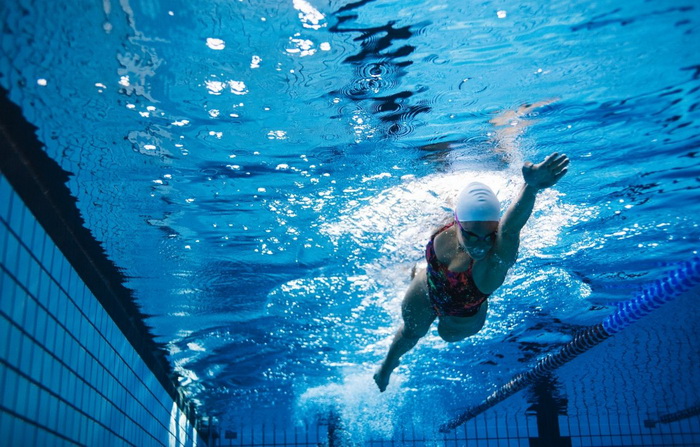 Plivanje jača mišiće i povećava gustinu kostiju