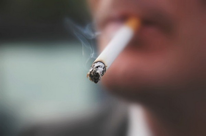 Pušači i bivši pušači žive sa većim fizičkim bolom u odnosu na nepušače