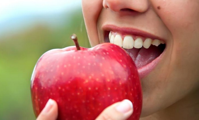 Ako jedete voće i povrće, bit ćete sretniji