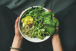 Ishrana i mentalno zdravlje: Jesu li vegetarijanci depresivniji od ljudi koji jedu meso