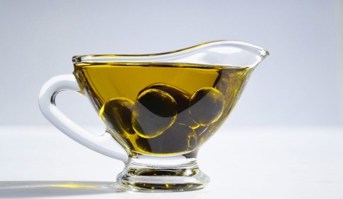 Zašto biste trebali u prehranu uključiti maslinovo ulje?