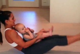 Isprobajte jednostavni i korisni baby trening za mame