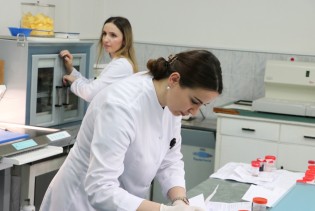 Ministrica Mesihović sa saradnicima posjetila Medicinski fakultet UNSA