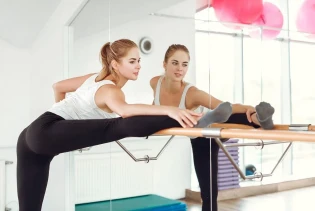 Kombinacija baleta i pilatesa dat će vam snažne mišiće i fleksibilnost