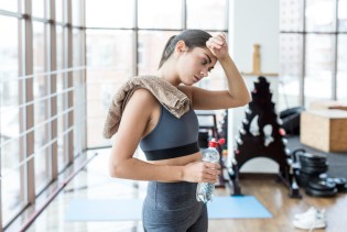 Zašto se javljaju glavobolje tokom vježbanja i kako ih spriječiti?