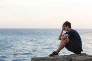Ljetna depresija: Razumijevanje i savjeti