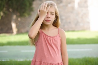 Razumijevanje sinkopa kod djece: Uzroci, simptomi i važnost brze reakcije