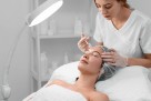 Dermatolozi objašnjavaju koja je razlika između botoxa i filera