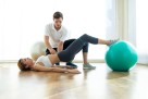 Znojite se zajedno: 5 ideja za kućni trening u paru