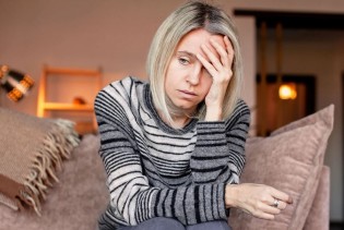 Kad anksioznost zaboli: Glavobolja, mučnina i poruke koje tijelo šalje