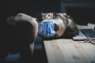 Oštra bol pri disanju može biti prvi znak zatajenja pluća