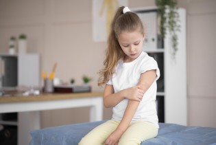 Koštane ciste mogu dovesti do spontanih prijeloma kosti