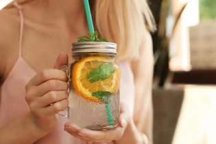 Kortizol koktel: Novi wellness hit koji osvaja mreže – vrijedi li ga probati?