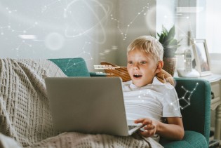 Istraživanje otkrilo: Djeca od 7 godina više vjeruju internetu nego mami i tati