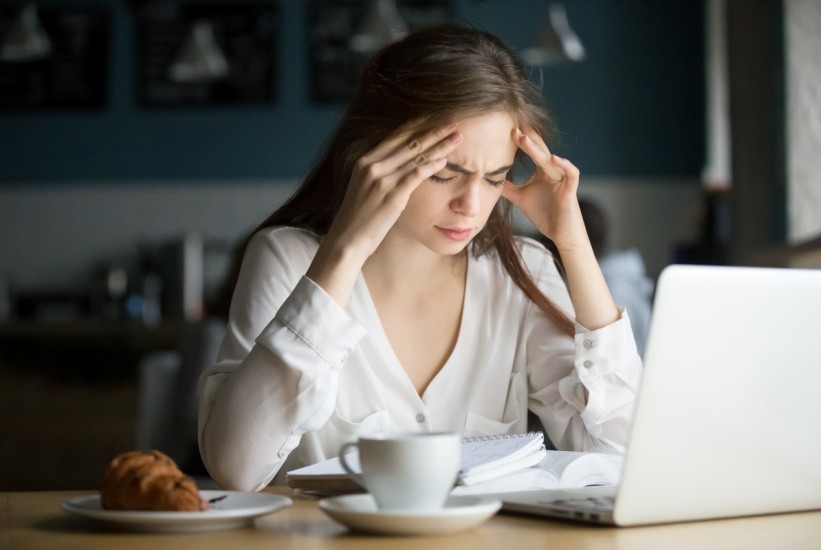 Stalno ste iscrpljeni? Ove svakodnevne navike potajno vam oduzimaju energiju