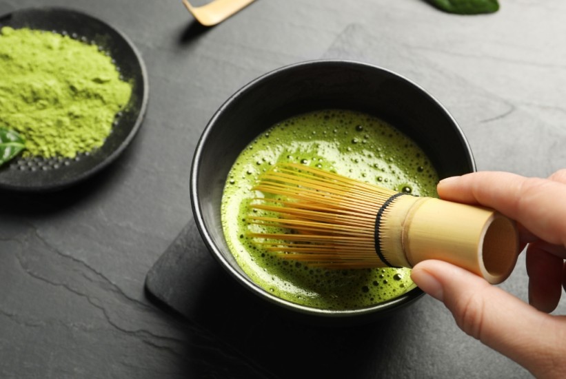 Ovo su prirodni sastojci koji brišu tragove umora s vašeg lica