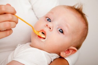 Kada i kako početi sa nemliječnom ishranom kod beba