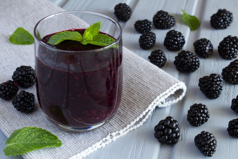 Sok od kupine za nisko željezo: prirodna podrška krvnoj slici