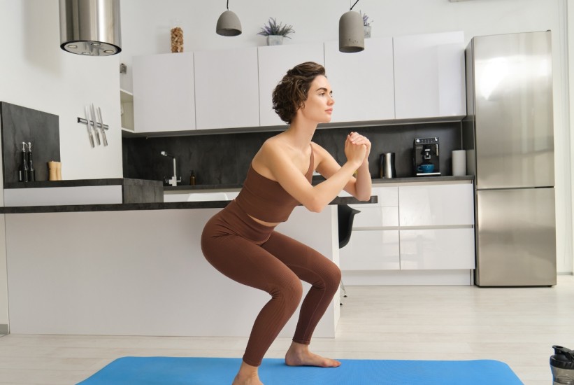 Kako graditi mišiće i kondiciju bez sprava?