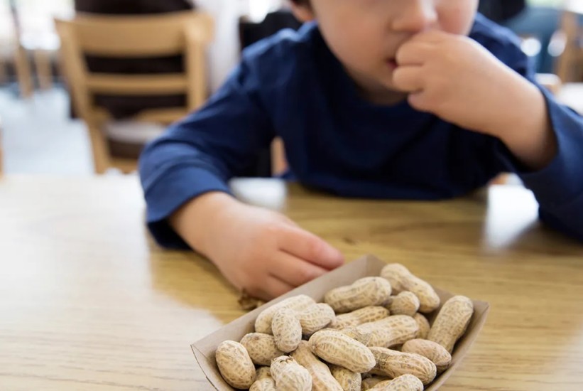 Zašto neka djeca prerastu alergiju na kikiriki, a druga ne?