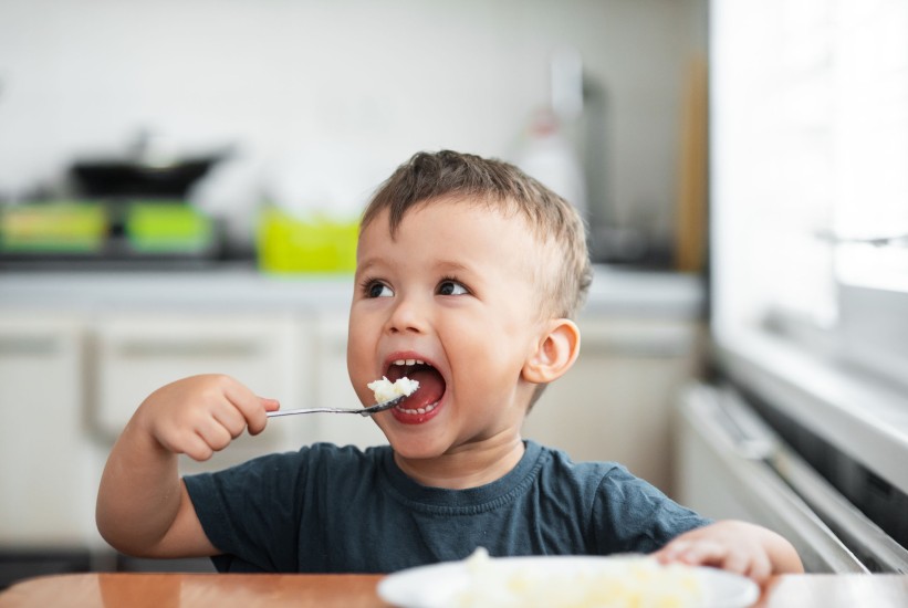 Podgrijana riža opasna za djecu: Može proizvesti toksine koji razaraju mozak