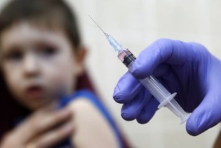 SAD smanjuju broj dječjih vakcina: Stručnjaci upozoravaju na ozbiljne rizike