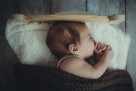 Sigurne metode za miran san vaše bebe – šta stvarno djeluje?