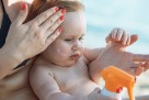 Bebe teško podnose vrućine: Ovih nekoliko pravila može napraviti veliku razliku