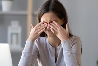 Ekstenzije trepavica nisu bez rizika: Ovi simptomi mogu upozoravati na problem s očima