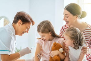 Sve manje vakcinisane djece u Evropi: Naučnici upozoravaju na povratak zaraznih bolesti