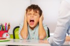 Dijete vrišti, plače i baca se na pod? Evo kako postupiti tokom napada bijesa